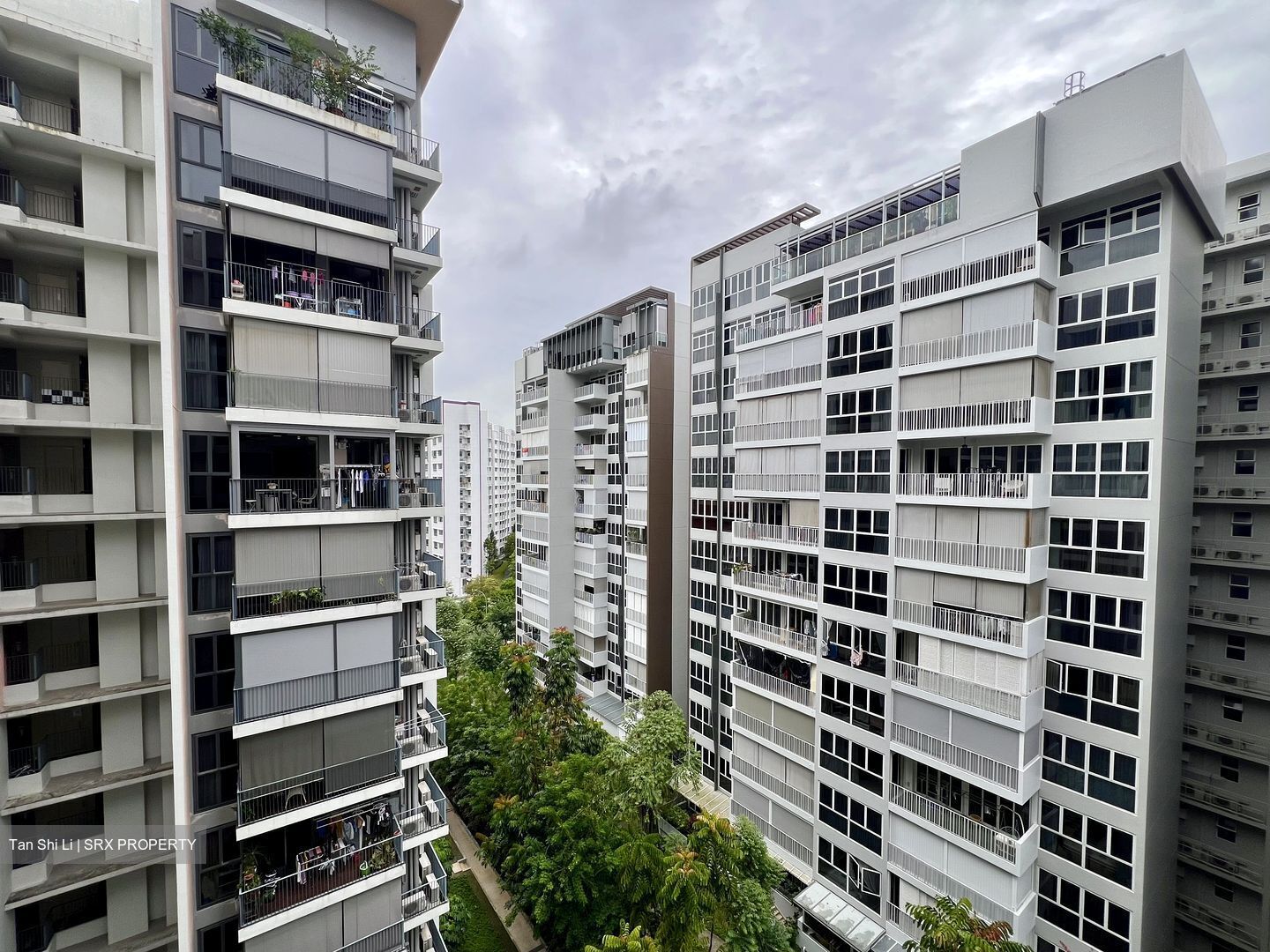 Twin Fountains (D25), Condominium #515196001